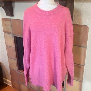 Aerie Unreal Pink Crew Neck Oversized Sweater, size S